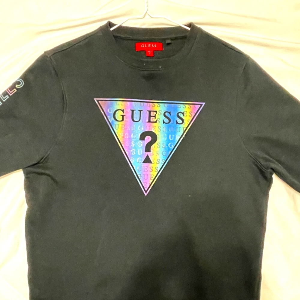 Guess Sweatshirt